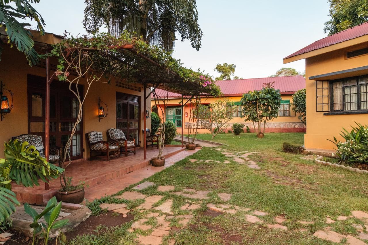 Airport Guest House photo 1